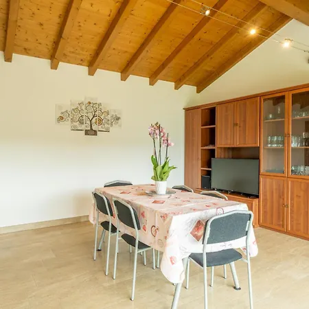 Appartement Tondo-2 By Interhome